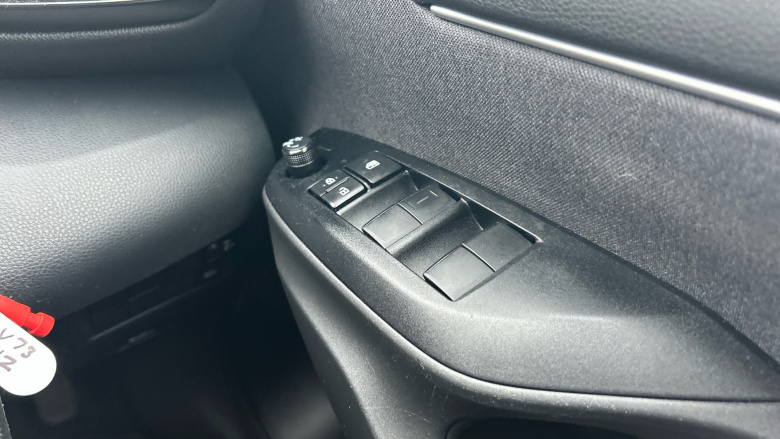 Toyota Yaris 1.5 Hybrid Design 5dr CVT Hybrid Hatchback